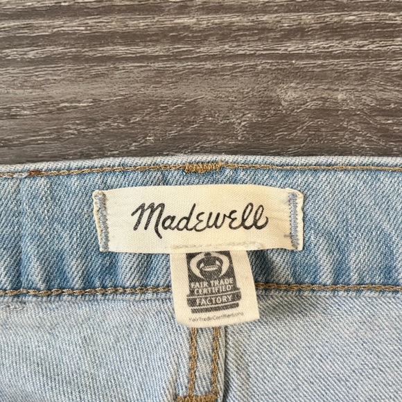 Madewell Light Wash Slim Demi-Boot Jeans - Picture 4 of 5